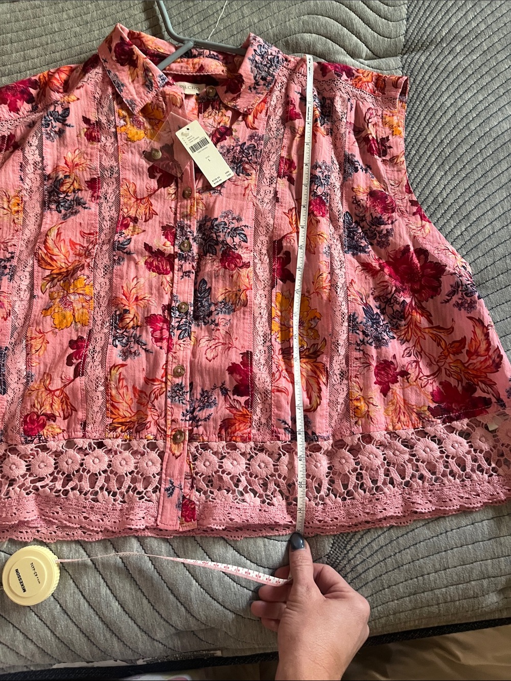 Pilcro Pink Floral Lace-Trim Sleeveless Blouse - Picture 17 of 17